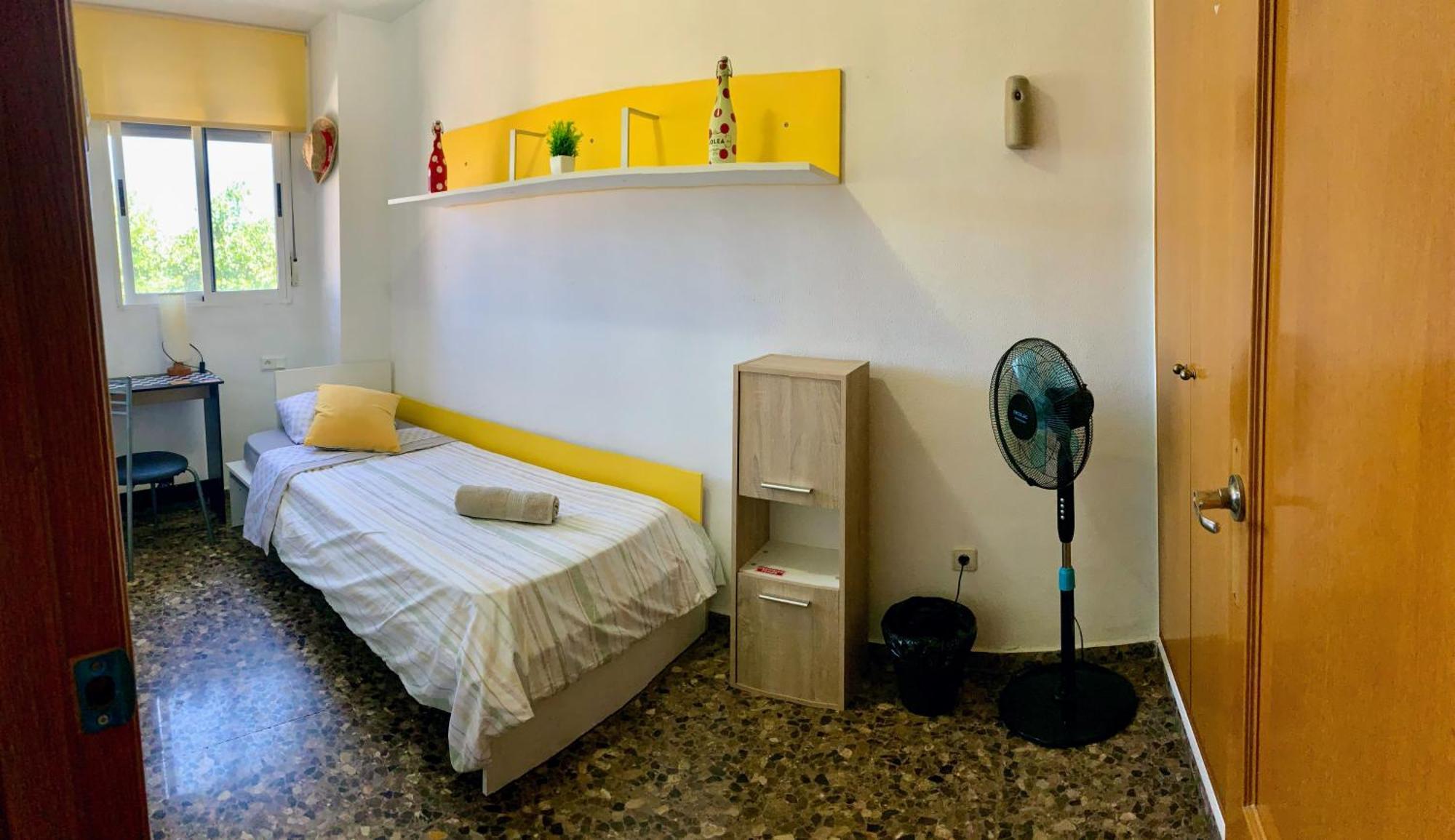 Апартаменты Apartamento Compartido Con Vista Al Puerto Валенсия Экстерьер фото