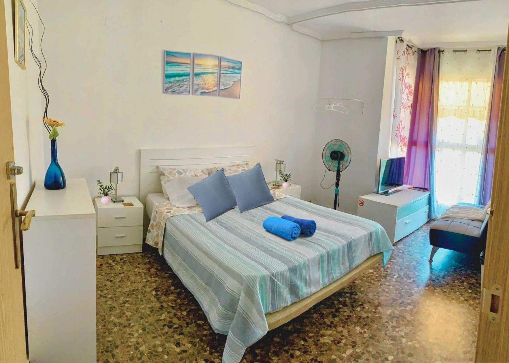 Апартаменты Apartamento Compartido Con Vista Al Puerto Валенсия Экстерьер фото